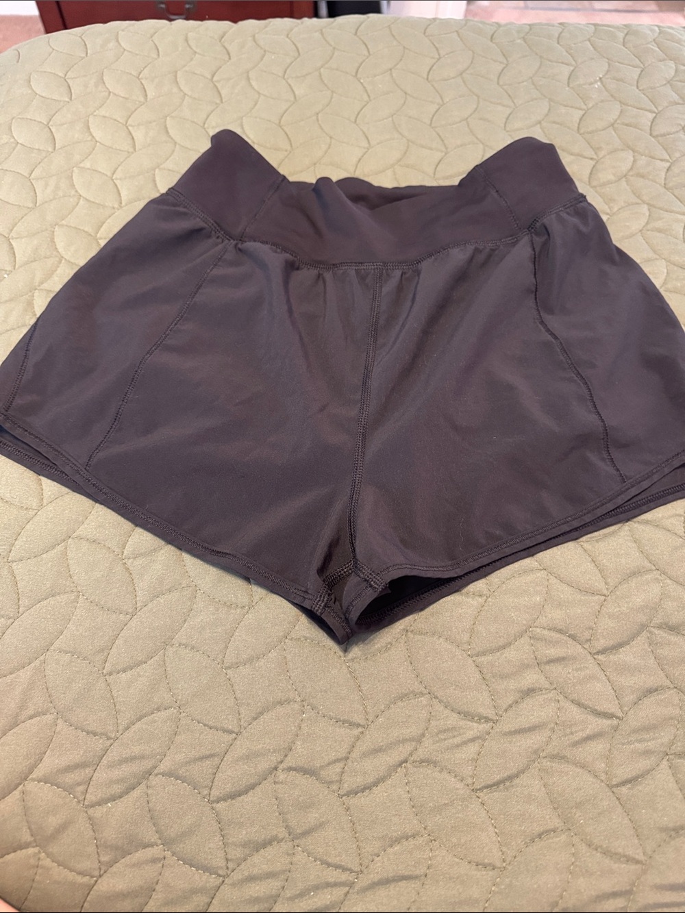 Lululemon Lean In Short (2") - Picture 3 of 4